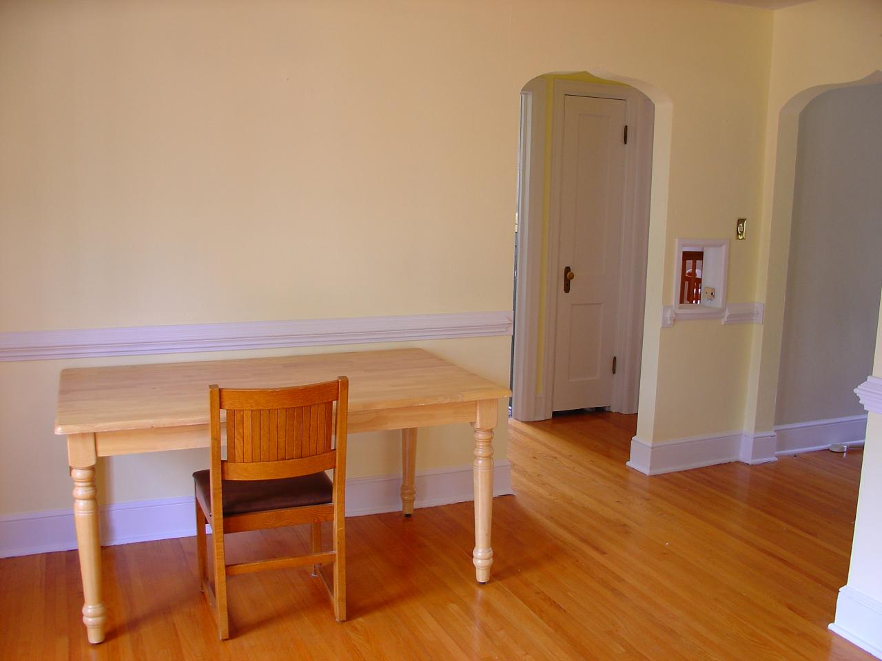 3546 Grandin Road Southwest Roanoke, VA 24018 - Photo 6 of 21 Dining Area Adjoining The Kitchen