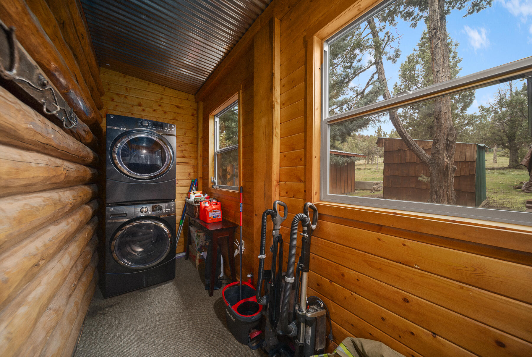 2260 Southeast Highland Road Prineville, OR 97754 - Photo 26 of 31 27