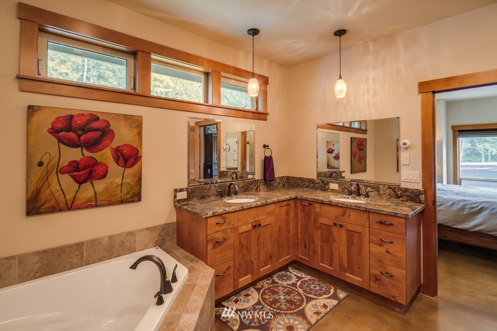 2460 Goshen Road Bellingham, WA 98226 - Photo 12 of 25