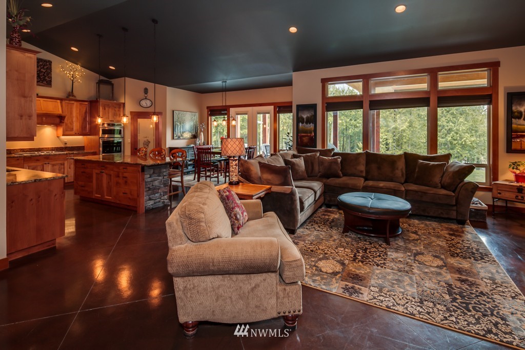 2460 Goshen Road Bellingham, WA 98226 - Photo 4 of 25