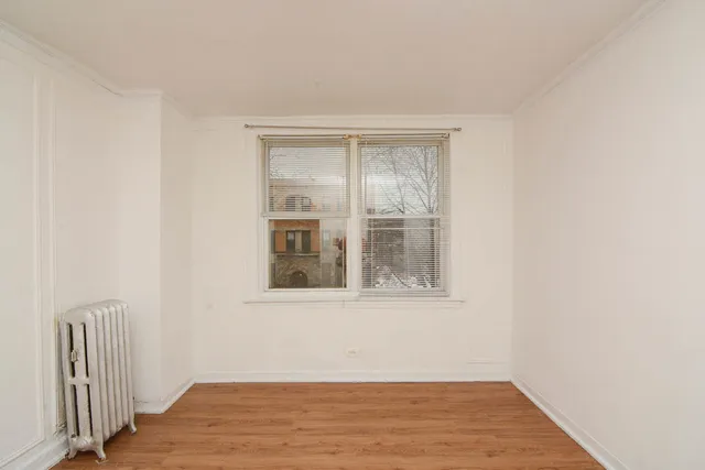 $850 | 4060 North Kenmore Avenue, Unit 302, Chicago, IL 60613