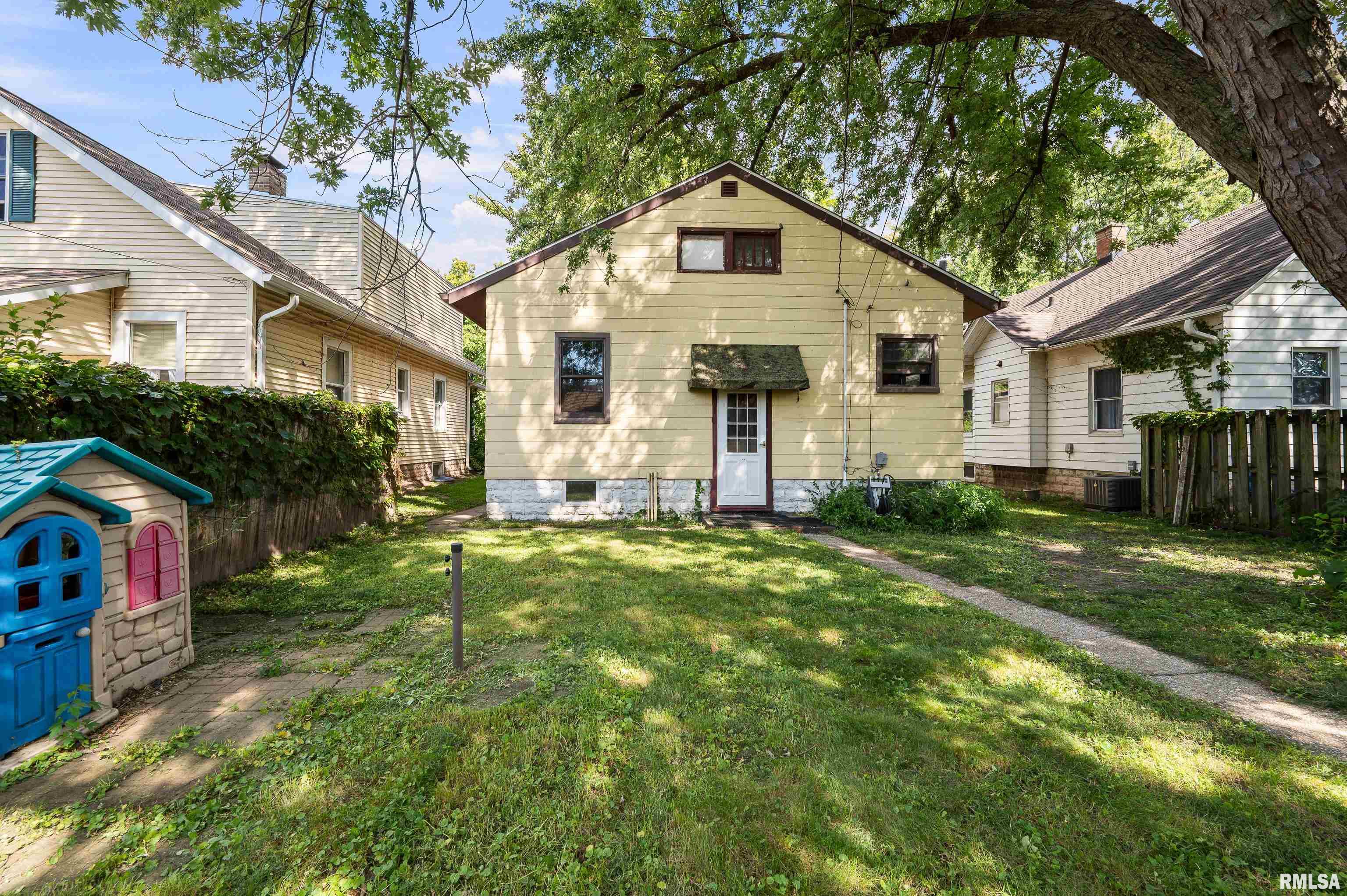 1706 29th Street Rock Island, IL 61201 - Photo 5 of 22