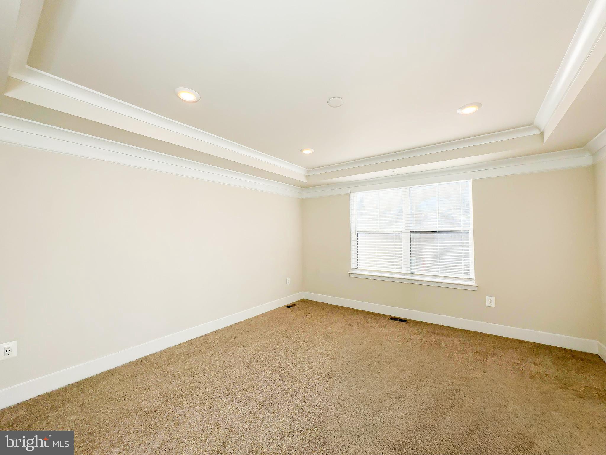 822 Teacher MItchell Road Glen Burnie, MD 21060 - Photo 26 of 53 an empty room with a empty space and a window