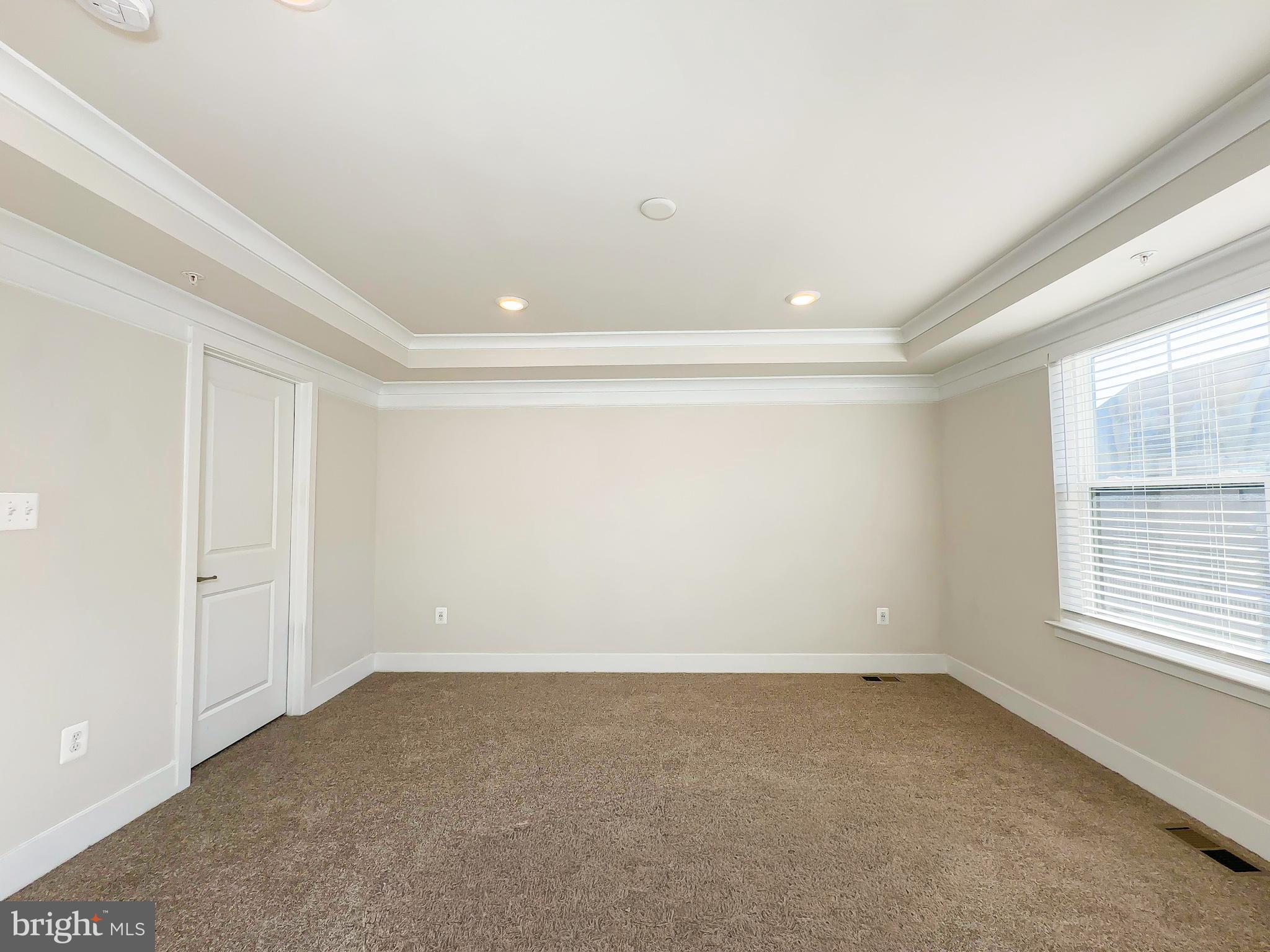 822 Teacher MItchell Road Glen Burnie, MD 21060 - Photo 33 of 53 an empty room with a window