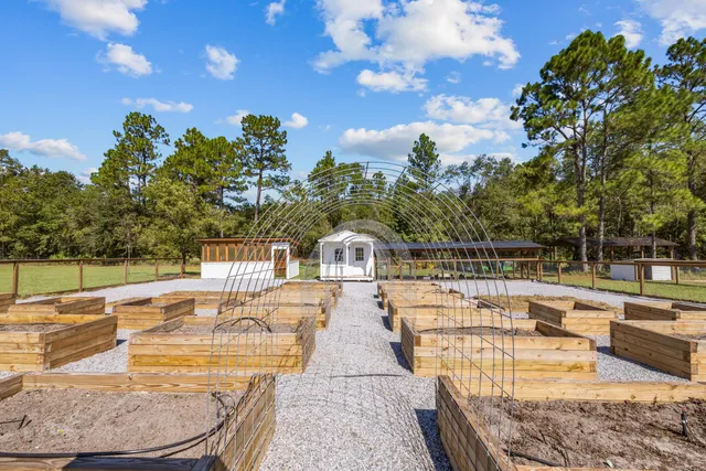 $3,250,000 | 13796 Highway 81, Ponce de Leon, FL 32455