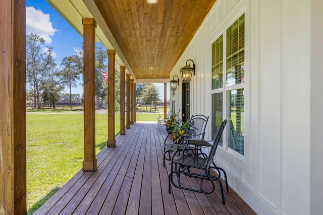 $3,250,000 | 13796 Highway 81, Ponce de Leon, FL 32455
