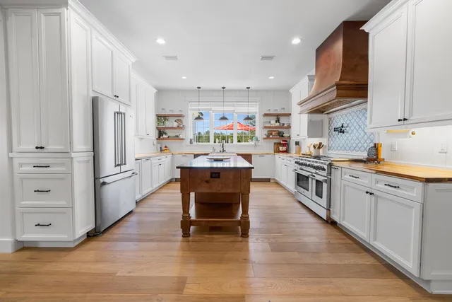 $3,250,000 | 13796 Highway 81, Ponce de Leon, FL 32455