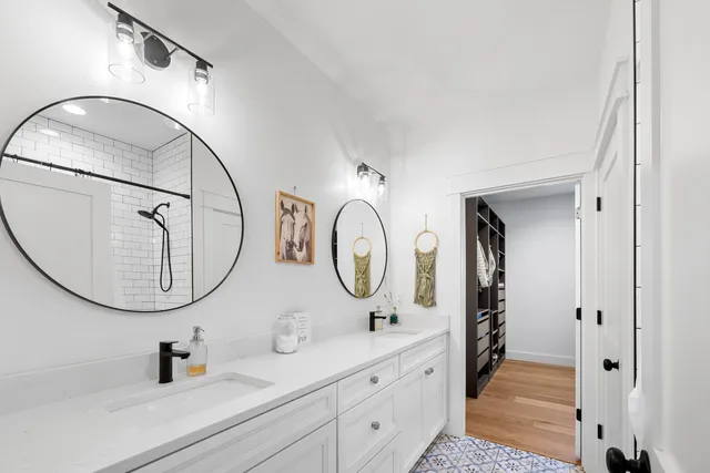 $3,250,000 | 13796 Highway 81, Ponce de Leon, FL 32455