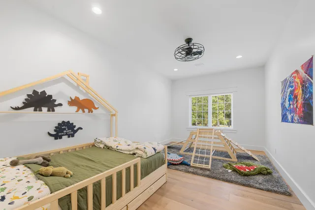 $3,250,000 | 13796 Highway 81, Ponce de Leon, FL 32455