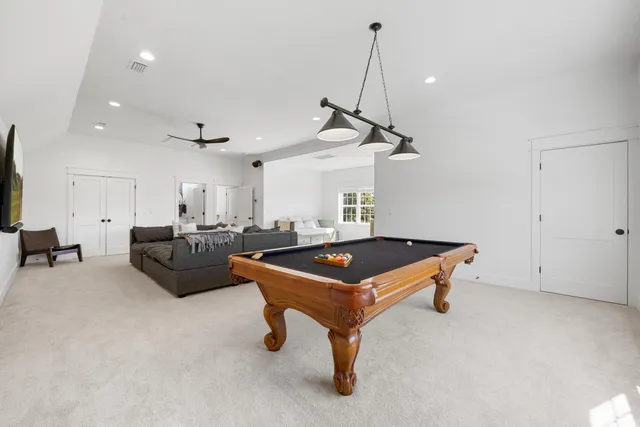 $3,250,000 | 13796 Highway 81, Ponce de Leon, FL 32455