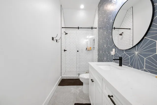 $3,250,000 | 13796 Highway 81, Ponce de Leon, FL 32455