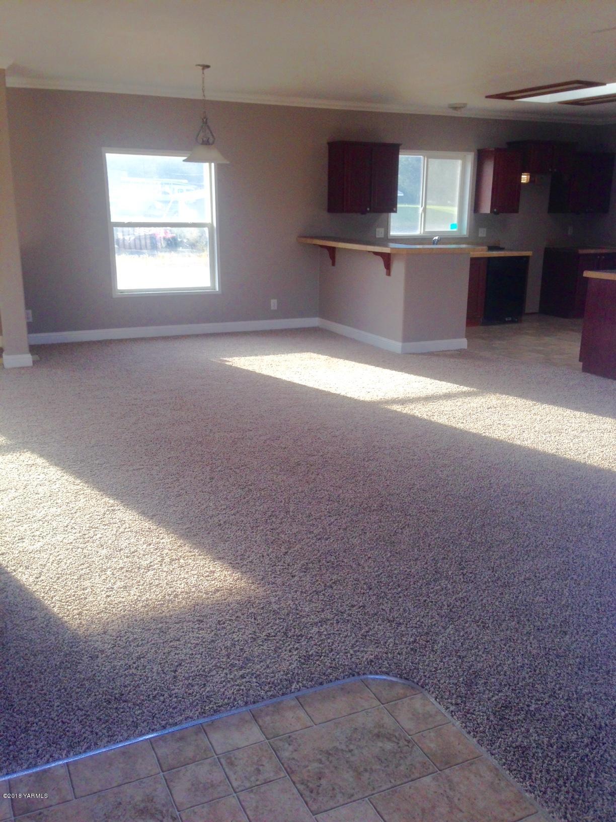 100 Ranger Road Naches, WA 98937 - Photo 2 of 10 a view of kitchen and a window