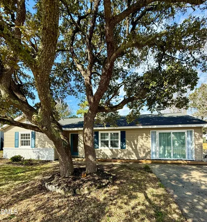 $2,650 | Undisclosed Address, Beaufort, NC 28516