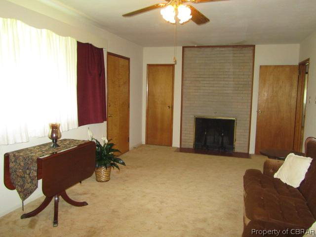7702 Roaring Springs Road Gloucester, VA 23061 - Photo 4 of 10