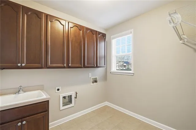 $539,900 | 626 Laurel Crossing, Canton, GA 30114