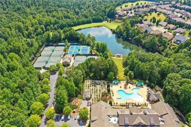 $539,900 | 626 Laurel Crossing, Canton, GA 30114