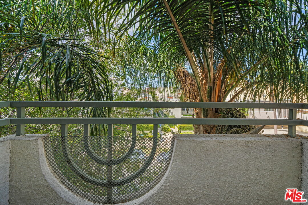 11822 Goshen Avenue, Unit 301 Los Angeles, CA 90049 - Photo 22 of 29