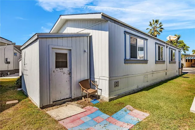 $50,000 | 80 Huntington Street, Unit 424, Huntington Beach, CA 92648