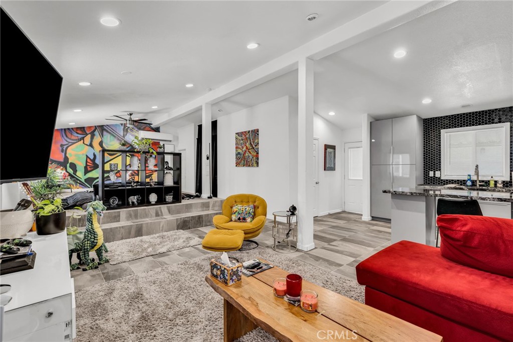 80 Huntington Street, Unit 424 Huntington Beach, CA 92648 - Photo 10 of 25