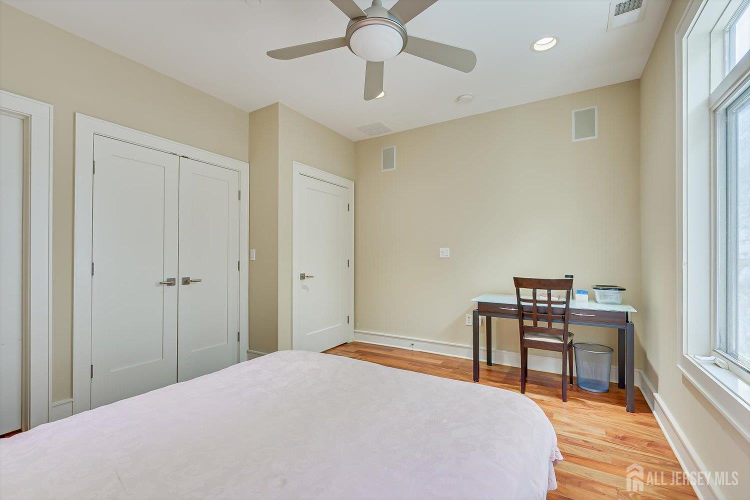 8707 Churchill Road Edgewater, NJ 07020 - Photo 32 of 59
