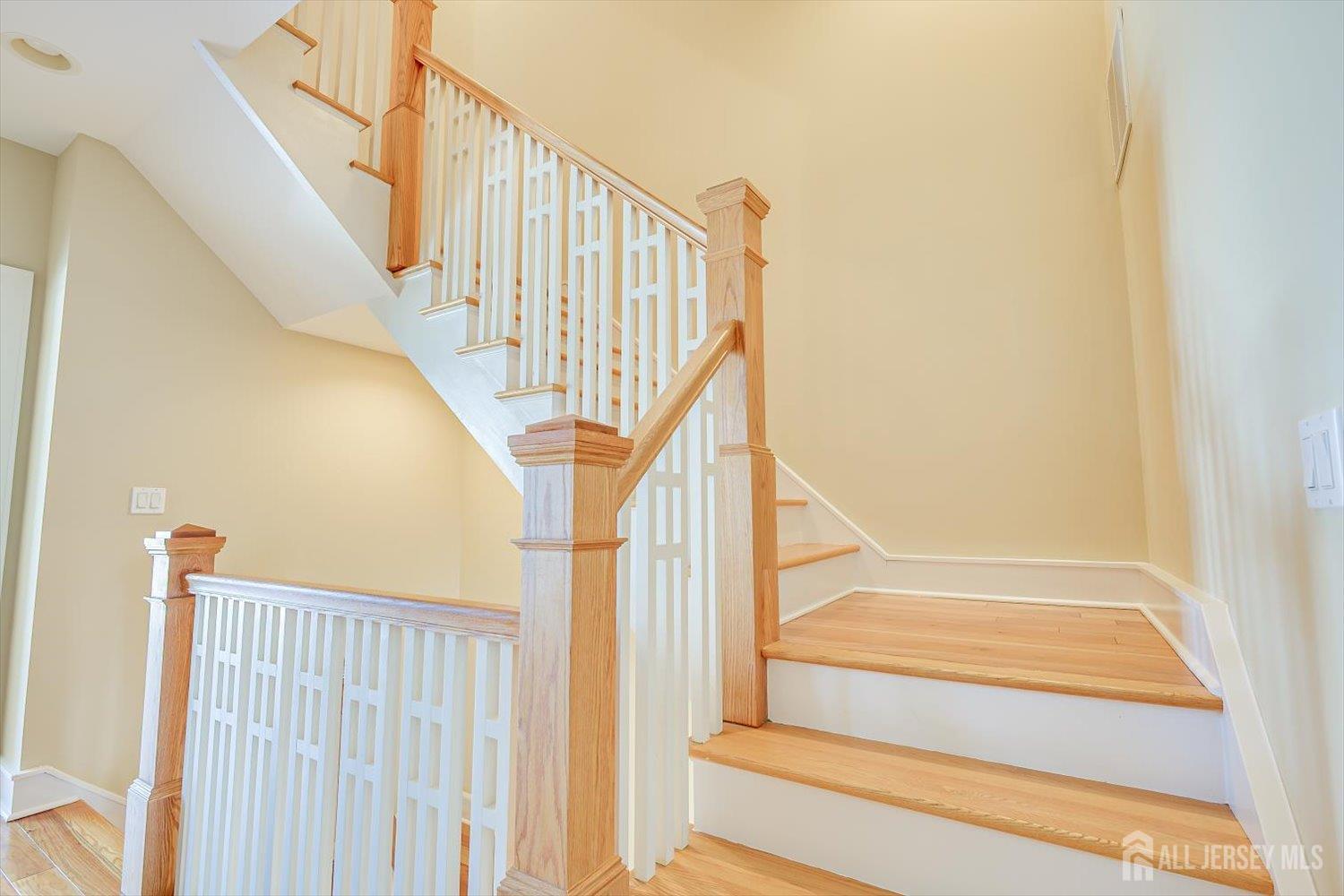 8707 Churchill Road Edgewater, NJ 07020 - Photo 35 of 59