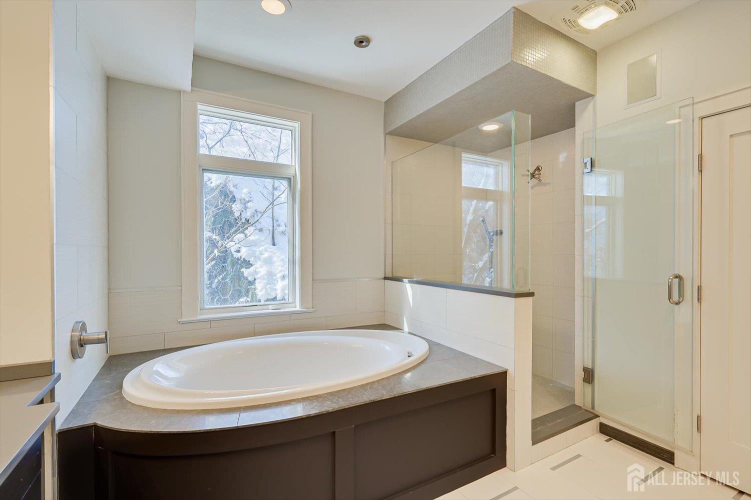 8707 Churchill Road Edgewater, NJ 07020 - Photo 43 of 59