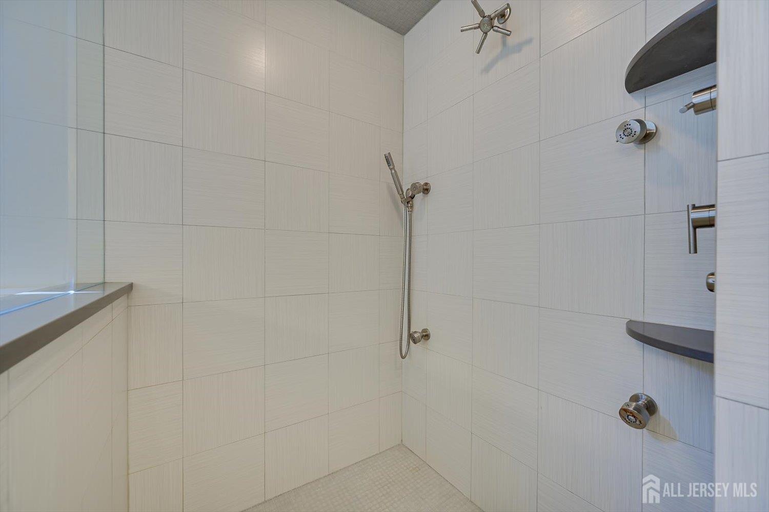 8707 Churchill Road Edgewater, NJ 07020 - Photo 44 of 59