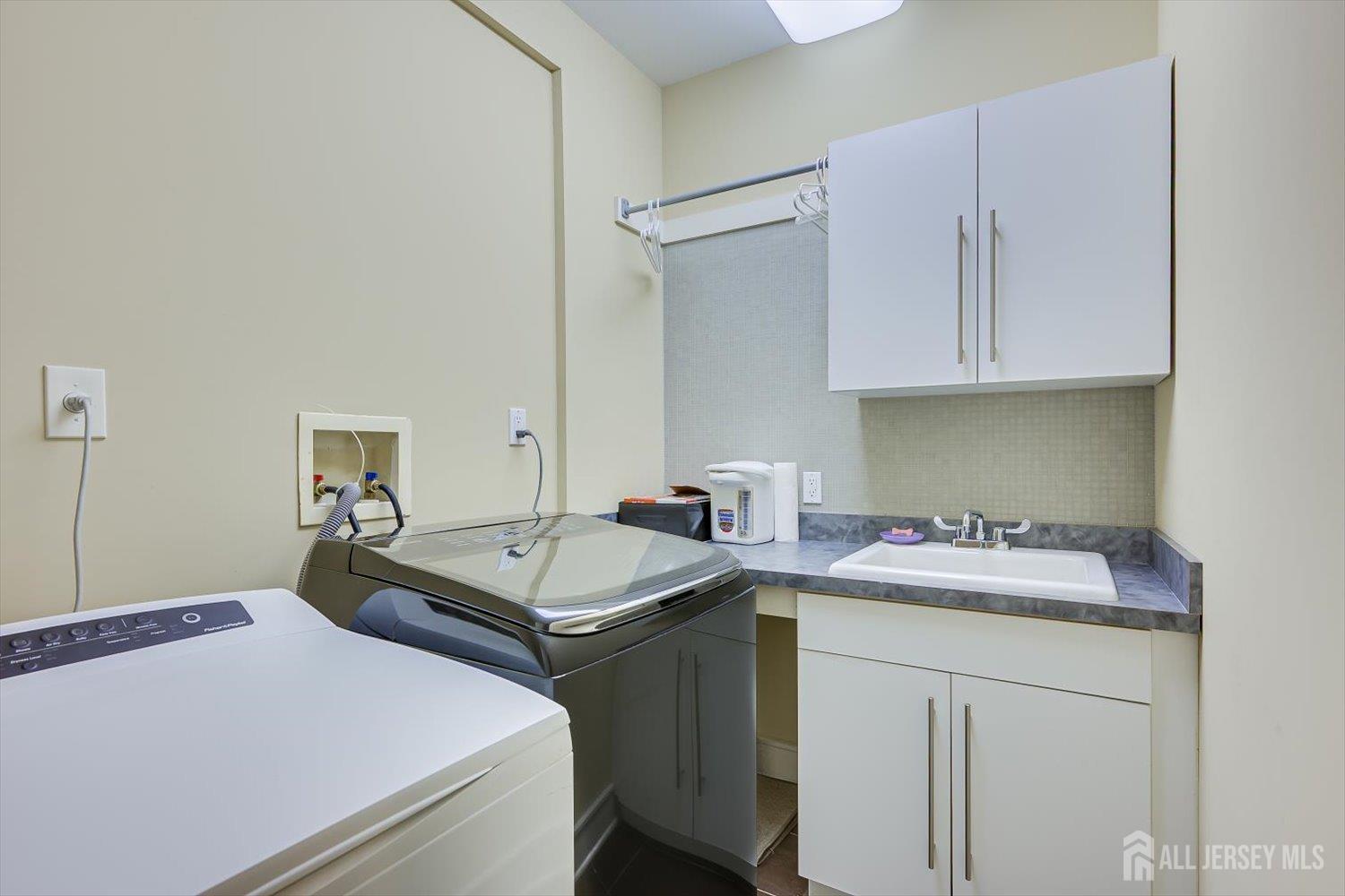 8707 Churchill Road Edgewater, NJ 07020 - Photo 46 of 59