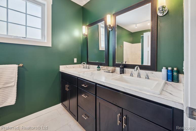 7309 Centerhill Road Brighton, MI 48116 - Photo 21 of 48