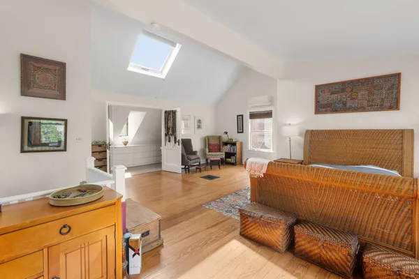 $9,800 | 5415 North Wayne Avenue, Chicago, IL 60640
