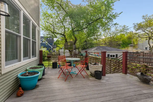 $9,800 | 5415 North Wayne Avenue, Chicago, IL 60640