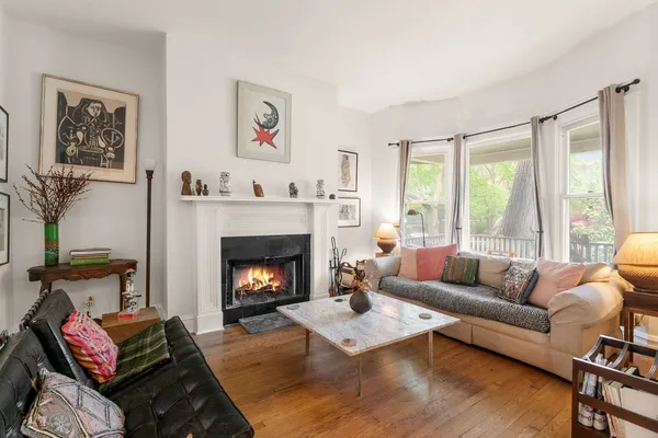 $9,800 | 5415 North Wayne Avenue, Chicago, IL 60640