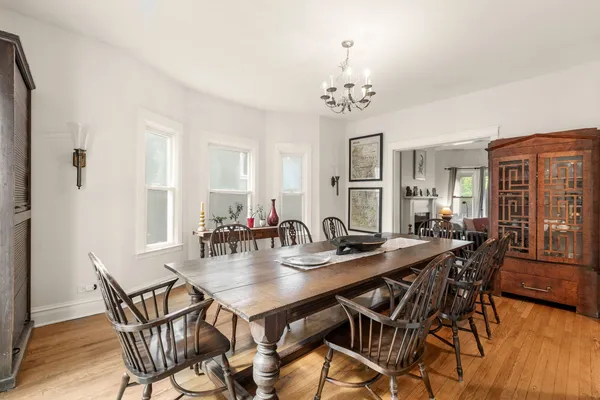 $9,800 | 5415 North Wayne Avenue, Chicago, IL 60640