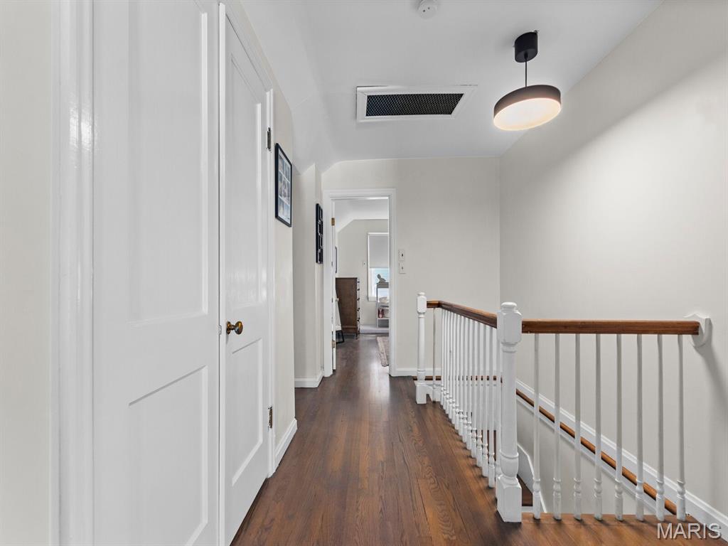81 Highgate Road St. Louis, MO 63132 - Photo 15 of 23