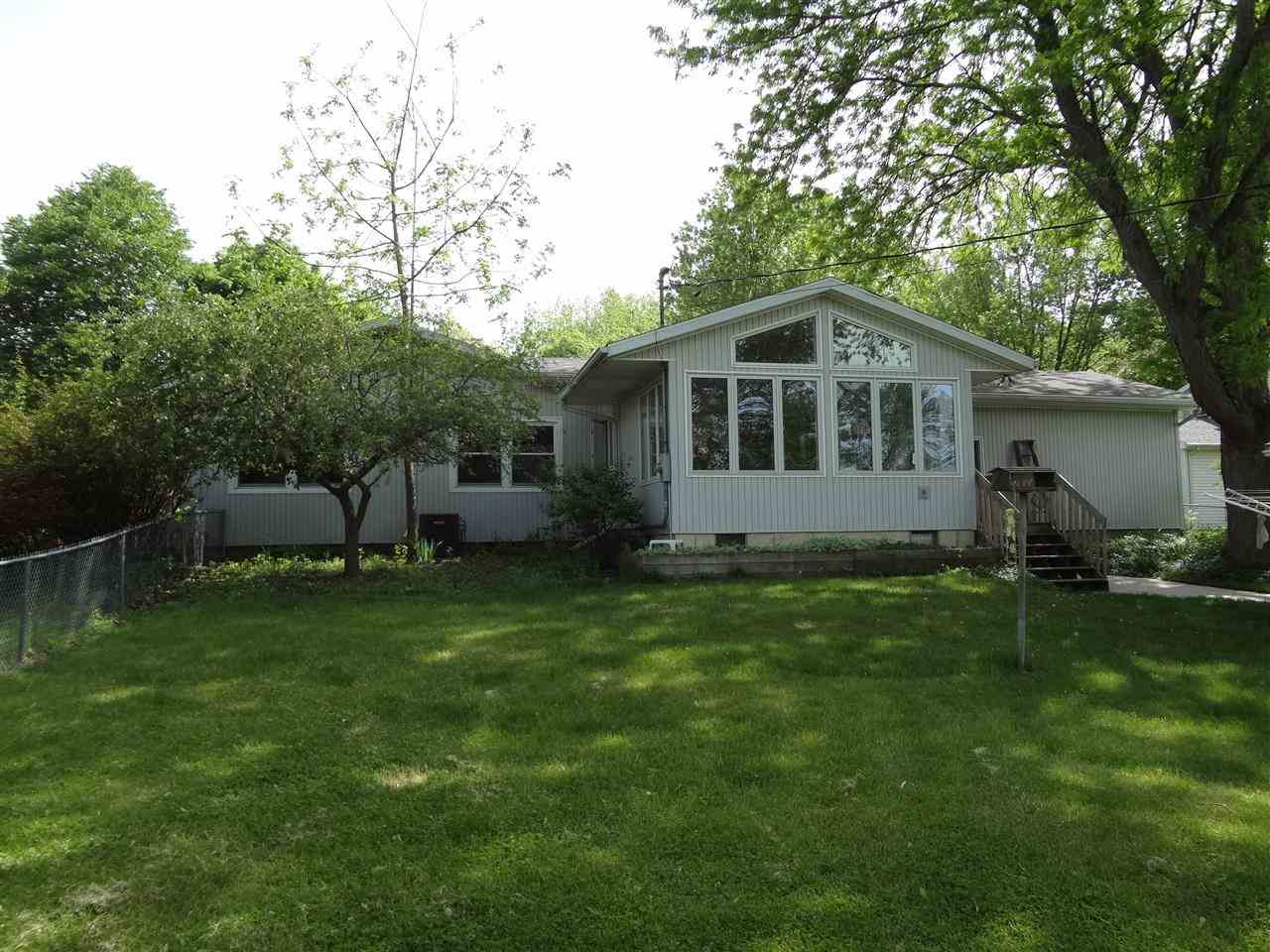 788 West 9th Street Rochester, IN 46975 - Photo 2 of 12