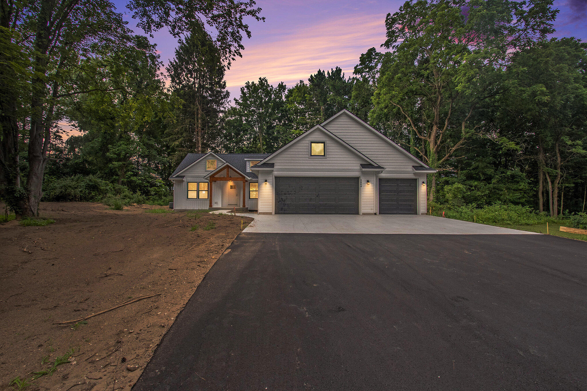 5804 Hunters Ridge Fennville, MI 49408 - Photo 2 of 30 001_fm_ndp_29.jpg-_481
