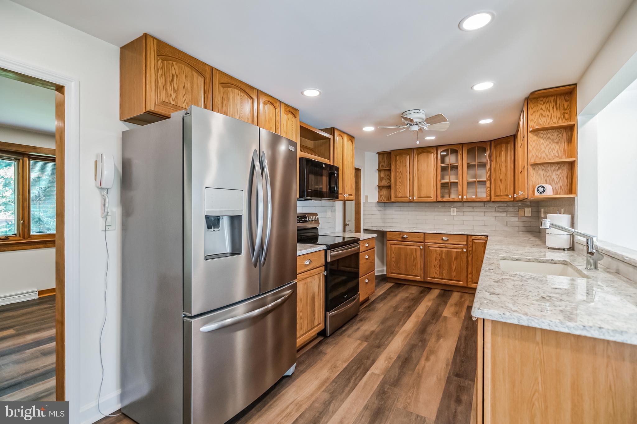 5922 Stoney Hill Road New Hope, PA 18938 - Photo 17 of 47 Stainless steel appliances