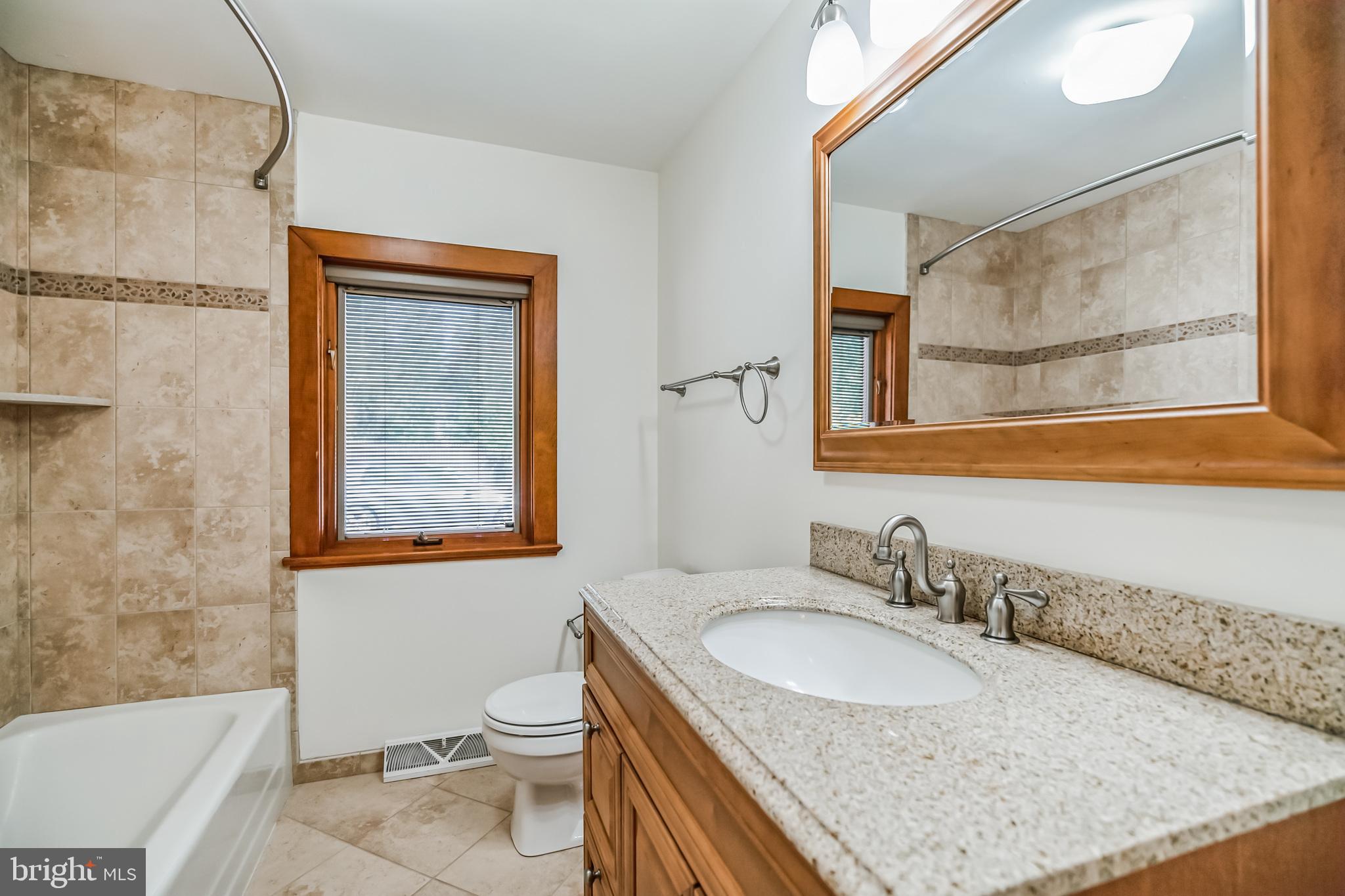5922 Stoney Hill Road New Hope, PA 18938 - Photo 23 of 47 Main floor full bath