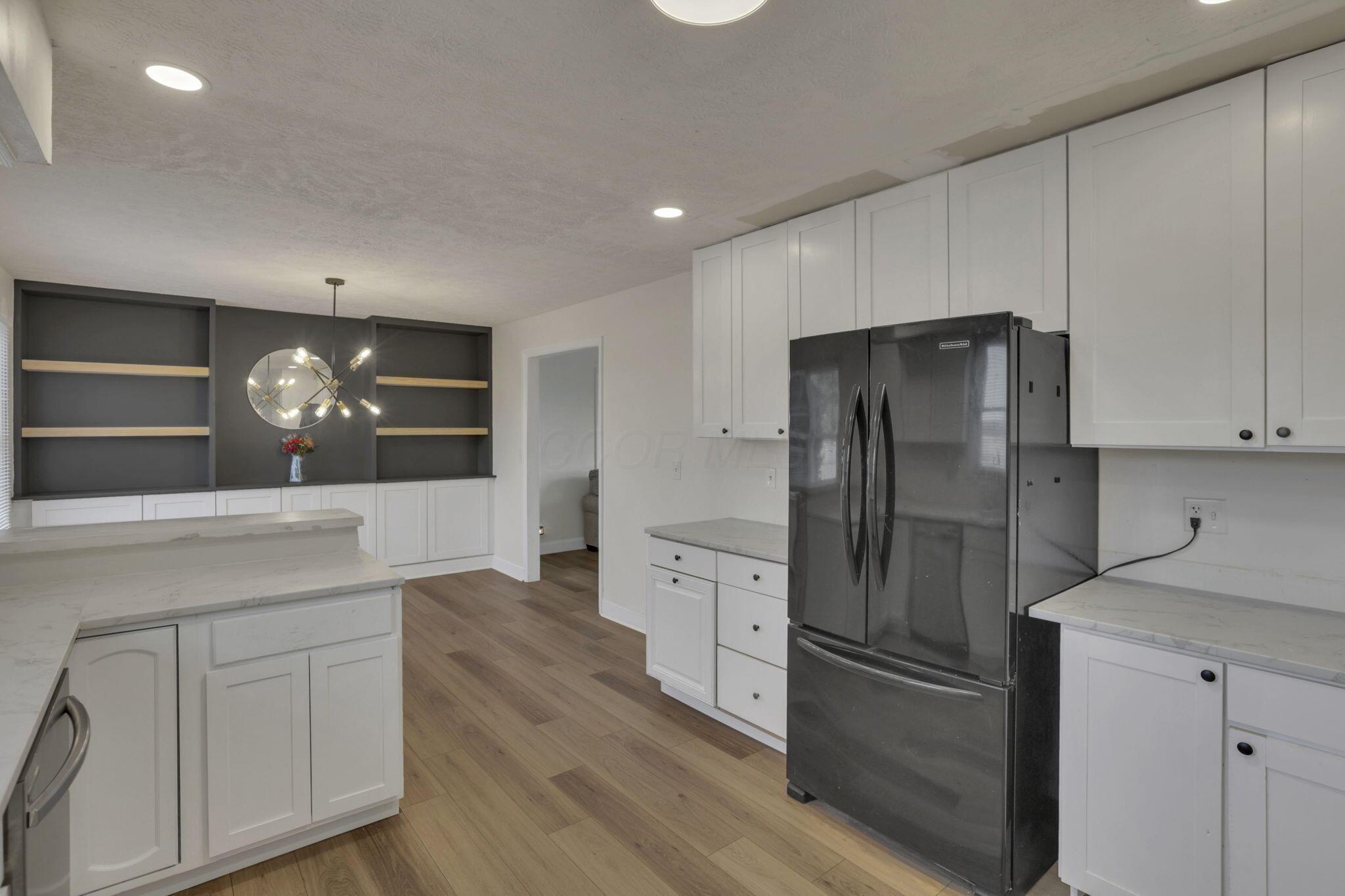 638 Three Mile Road Urbana, OH 43078 - Photo 12 of 55 Stainless Black Appliances