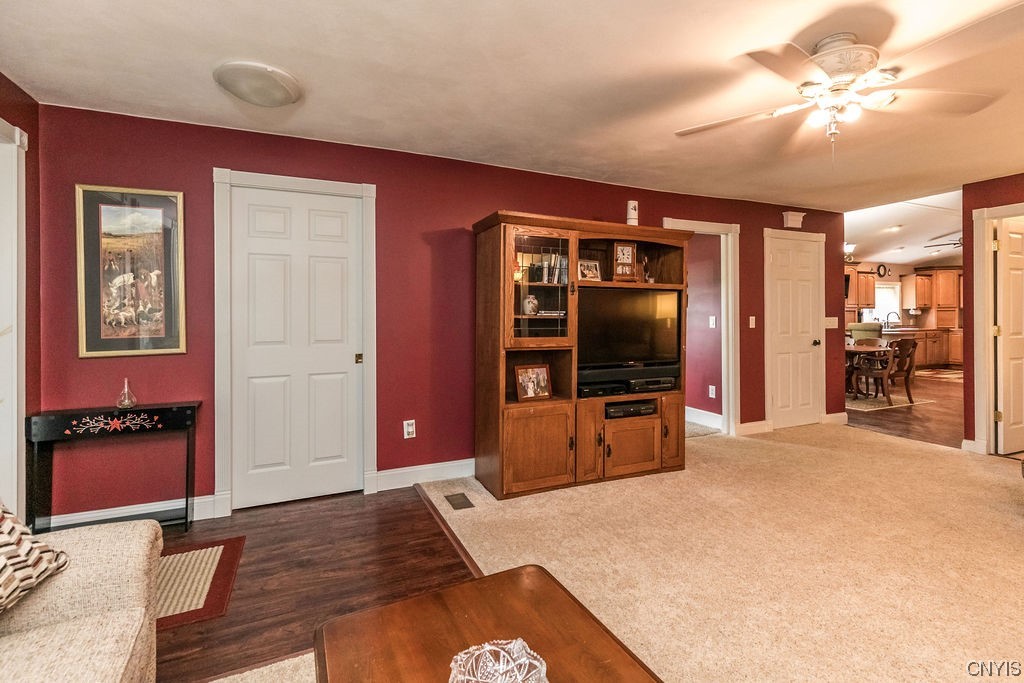 8911 Plainville Road Lysander, NY 13027 - Photo 4 of 43