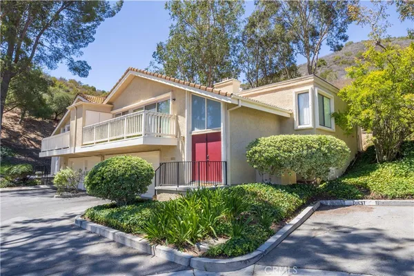$675,000 | 583 Calle De Las Ovejas, Oak Park, CA 91377