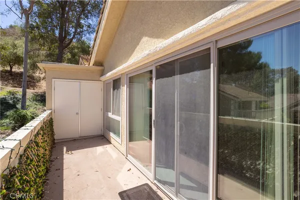$675,000 | 583 Calle De Las Ovejas, Oak Park, CA 91377