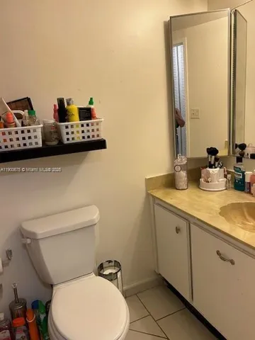 $2,270 | 1865 79th Street Causeway, Unit 5O, Miami Beach, FL 33141