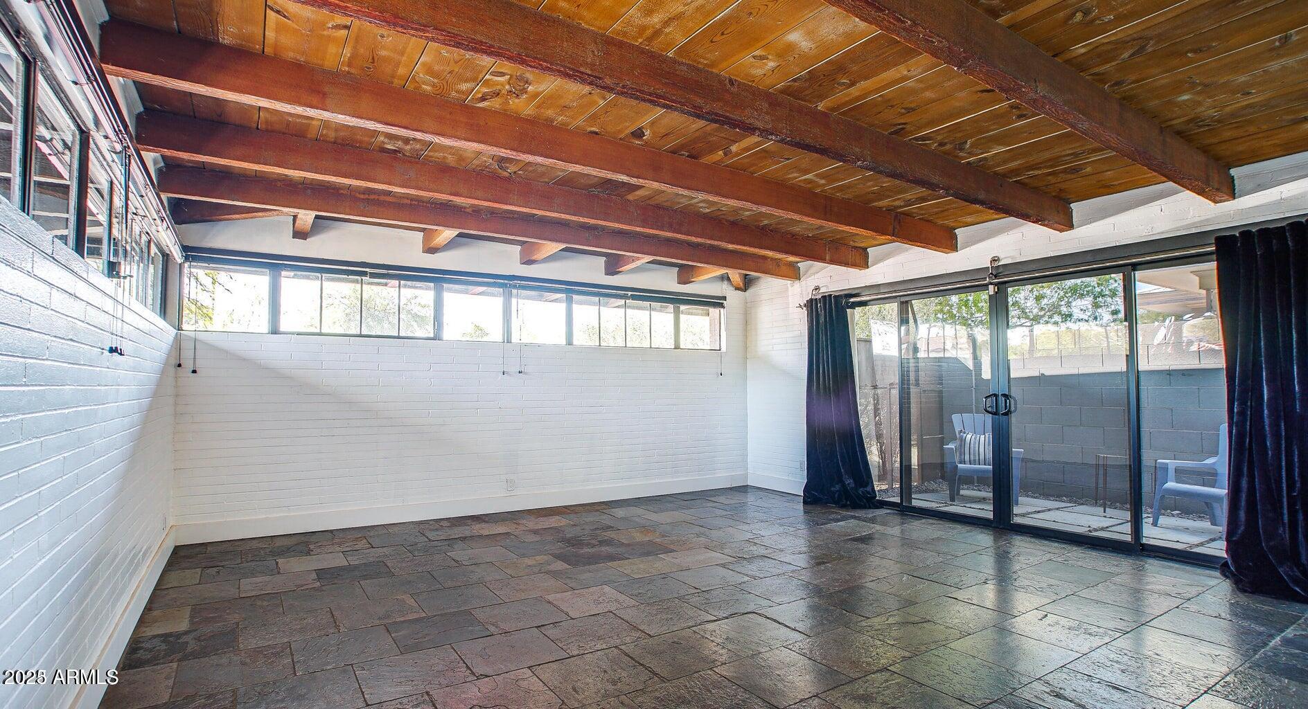 902 West Verde Lane Phoenix, AZ 85013 - Photo 20 of 44 a view of an empty room