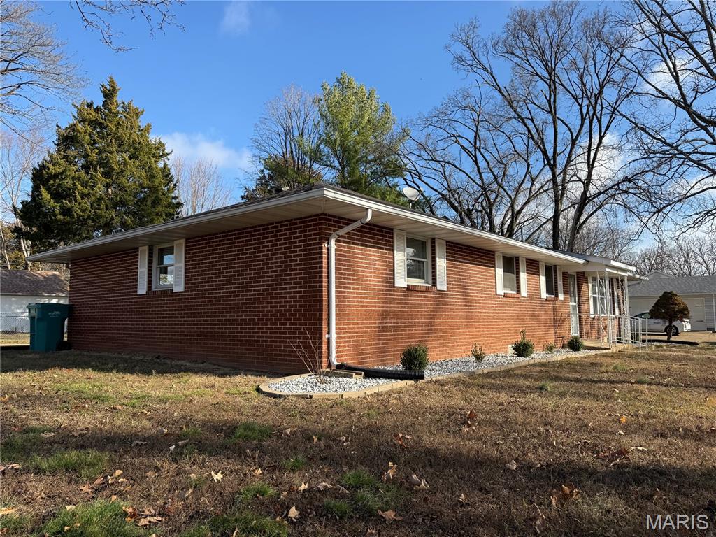 281 Mervin Street Sullivan, MO 63080 - Photo 3 of 42