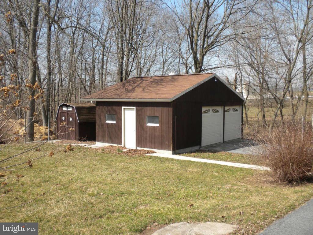 1371 Greble Road Myerstown, PA 17067 - Photo 15 of 19 Gallery Image 15