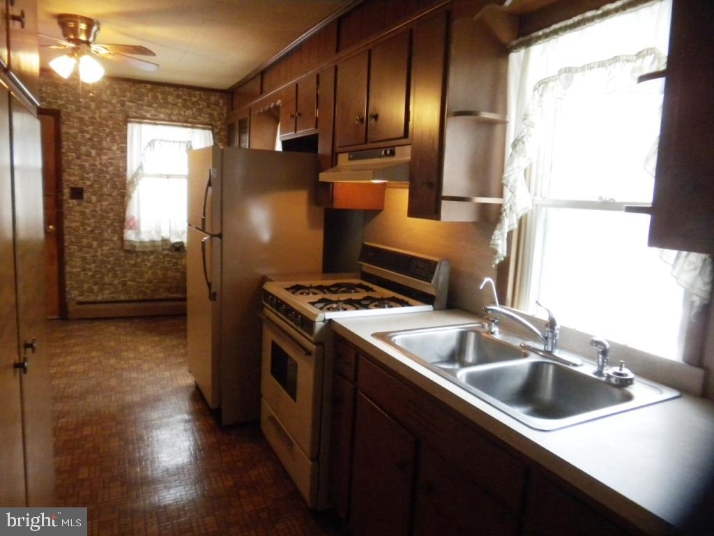 1371 Greble Road Myerstown, PA 17067 - Photo 4 of 19 Gallery Image 4