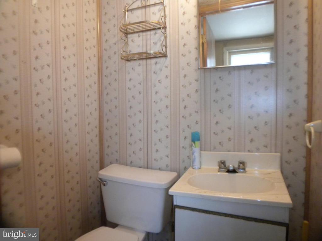 1371 Greble Road Myerstown, PA 17067 - Photo 7 of 19 Gallery Image 7