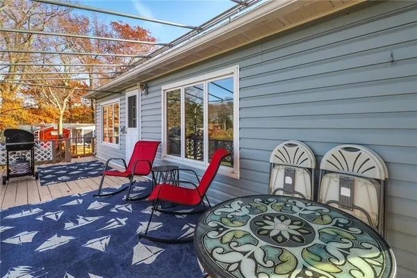 $299,900 | 13305 Lakeview Drive, Carlton, NY 14571