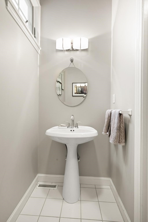 72 Putnam Street, Unit 72 Needham, MA 02494 - Photo 30 of 38